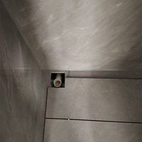 Toilette portable de conception moderne en panneau sandwich EPS noir de haute qualité, installation facile et garantie d'un an, idéale pour une utilisation en abri de voiture