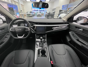 Autos Chery Arrizo <span class=keywords><strong>5</strong></span> Usados, 2018 <span class=keywords><strong>2019</strong></span>, 1.5L Manual/CVT, Sedán Familiar Económico de Gasolina, Tracción Delantera, Vehículos Usados de Segunda Mano con Volante a la Izquierda - Product Image 4