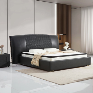 Estructura de Cama de Lujo Tamaño Queen en Piel Capitoné Diseño Moderno Suave Muebles Tapizados al por Mayor para Dormitorios y Apartamentos - Product Image 1