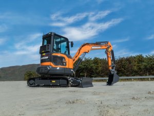 Excavatrice Doosan DX27 Corée du Sud fabriquée avec un moteur en bon état et des composants centraux de pompe en stock - Product Image 2