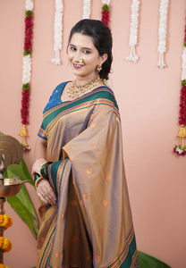 Chickoo Soft Silk Narayanpeth Paithani Saree con ricos motivos tejidos Zari e impresionantes tejidos de contraste para un uso tradicional - Product Image 4