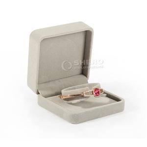 Bulk Order Beige Velvet Jewelry Display <b>Box</b> Set <b>Soft</b> Plush Lining Custom Size And Logo Acceptable For Jewelry Retailers - Product Image 1