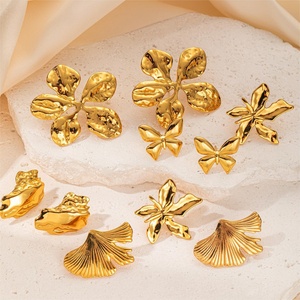 Nuevos pendientes de acero inoxidable cuadrados de Metal a la moda, Pendientes chapados en oro de 18 quilates que no se desvanecen, pendientes de tuerca irregulares de lava delicados - Product Image 1