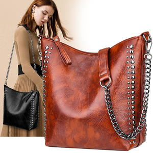Bolso de Mano de Cuero PU para Mujer, Color Sólido, Impermeable, con Remaches, Bolso de Hombro, Bolso Cruzado con Cremallera, para Todas las Temporadas - Product Image 2