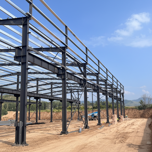 Entrepôt de stockage régional en structure métallique, conformité norme DIN, toiture structurelle, service longue durée - Product Image 1