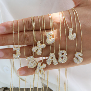 Trendige Initialen-Anhänger-Halskette für Damen und Herren, Zierliche Pave-Bubble DIY-Namenskette mit Gliederkette aus Messing und Zirkonia für Partys - Product Image 4