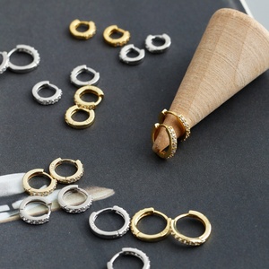 GE11 Pendientes de Aro de Plata de Ley 925 con Circonita Joyería Fina Minimalista Elegante Coreana Unisex para Mujer y <span class=keywords><strong>Hombre</strong></span> - Product Image 4