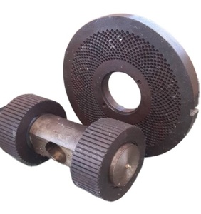 <span class=keywords><strong>Rouleau</strong></span> à disques pour machine à granulés de bois modèle PFSN-KL-06 fabriqué en Chine pour le traitement du bois, des graines de coton, des sciure de bois, des coques de riz et de la paille - Product Image 1