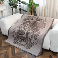 Couverture tissée vintage gothique à motif de crâne, personnalisable avec logo, pour décoration intérieure alternative et moderne de style gothique, fabrication OEM
