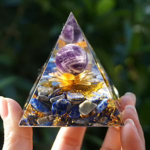 <span class=keywords><strong>Pierre</strong></span> de cristal huit diagrammes pyramide cristal guérison énergie croix pyramide boule de cristal <span class=keywords><strong>pierre</strong></span> naturelle pyramide décoration de la maison - Product Image 6