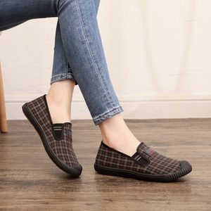 Zapatos de Mujer Elegantes de Fábrica para Verano, Ligeros, Cómodos, Transpirables, Agradablemente Frescos, Tradicionales de Pekín, de Tela, Estilo Slip-On - Product Image 6