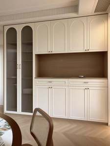 Armario Moderno de Madera con Diseño Independiente, Características Extensibles y Ajustables, Construcción Duradera, Color en Contraste, Uso Multi-Espacio - Product Image 5