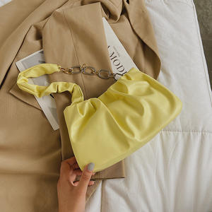 Venta al por mayor de las señoras de color caramelo PU cuero Tote bolsos Z0038 estilo de moda bolsos de hombro con cadena de decoración - Product Image 1