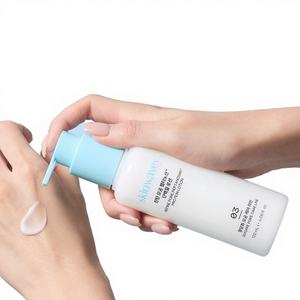 ไกลแคร์ ซิลกี้ ไฮเดรติ้ง มอยส์เจอไรซิ่ง ลิควิด โอ๊ต เคอร์เนล เอ็กซ์แทรคท์ เซนเทลล่า เอเชียติก้า เอ็กซ์แทรคท์ โทนเนอร์ 150 มล. สำหรับผิวมัน ผิวแพ้ง่าย และผิวแห้ง - Product Image 1