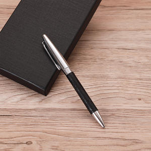 Kreatives Visitenkartenetui-Set aus Leder mit individuellem Logo für Vatertag & Neujahr – Werbeartikel für das Büro, Schlüsselanhänger-Geschenk - Product Image 6