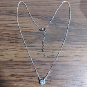 Collier ras du cou délicat en acier inoxydable étanche et inaltérable, or 18 carats, avec zircon simple raffiné et cristal CZ de <span class=keywords><strong>1</strong></span>,5 carat (7,3 mm) - Product Image 3