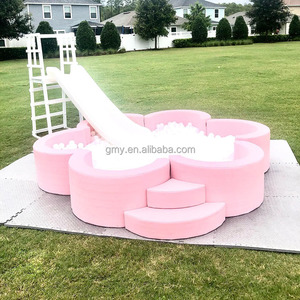 Équipement de location pour fête d'enfants, grand cercle de fleurs en mousse, aire de jeux douce pour tout-petits, piscine à balles blanche avec toboggan simple - Product Image 2