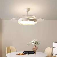 Ventilateur de plafond silencieux moderne couleur crème avec lumière LED, moteur DC, télécommande, 3 pales pour la maison et le bureau