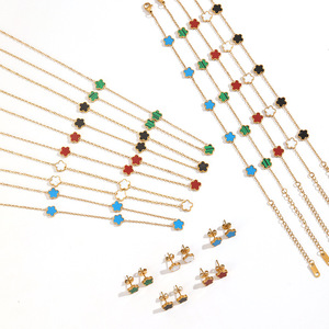 Collar de Acero Inoxidable con Cinco Flores para Mujer, Chapado en Oro de 18k, Colgante Colorido, Cadena para Clavícula, Joyería de Moda, Regalo - Product Image 3