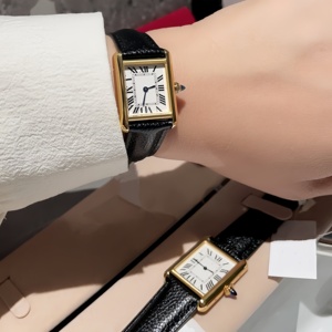Reloj Mecánico Automático Cuadrado Mini de Lujo para Mujer, de Alta Gama, Resistente al Agua, con Correa de Cuero Genuino - Product Image 4