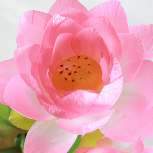 Ensemble de fleurs et feuilles de lotus artificielles, 130 cm de haut, arrangement de fleurs en soie simulée pour la décoration de la maison, accessoires de mariage - Product Image 3