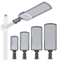 Lampadaire LED extérieur Gisun IP65 AC 50W-200W avec capteur photocellule