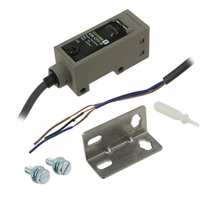 E3S-CT11-D 5M โฟโตอิเล็กทริคเซนเซอร์อุตสาหกรรมแบบใหม่และของแท้ มีสินค้าในสต็อก - Product Image 1