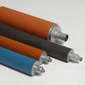 Rouleau de stratification en caoutchouc de silicone professionnel personnalisé de haute qualité Rouleau de pincement durable pour le traitement industriel - Product Image 1