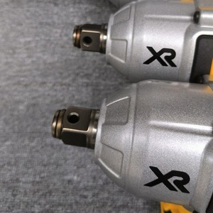 Clé à chocs DeWalt 18V sans balais rechargeable de qualité professionnelle en métal et plastique 235 mm - Product Image 5