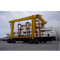 Grue de levage de bateaux, grue portique, grue de levage de yachts de 500 tonnes, grue de levage marine avec moteur et roulement pour la construction navale