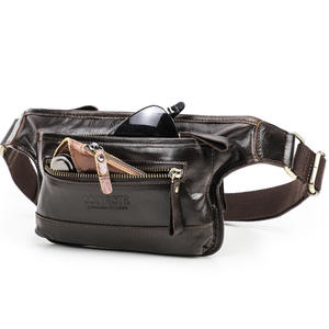 Sac <span class=keywords><strong>banane</strong></span> <span class=keywords><strong>en</strong></span> <span class=keywords><strong>cuir</strong></span> véritable pour hommes Boucle latérale <span class=keywords><strong>en</strong></span> métal Fermeture à glissière étanche Sac <span class=keywords><strong>banane</strong></span> de créateur pour les voyages <span class=keywords><strong>en</strong></span> plein air - Product Image 5