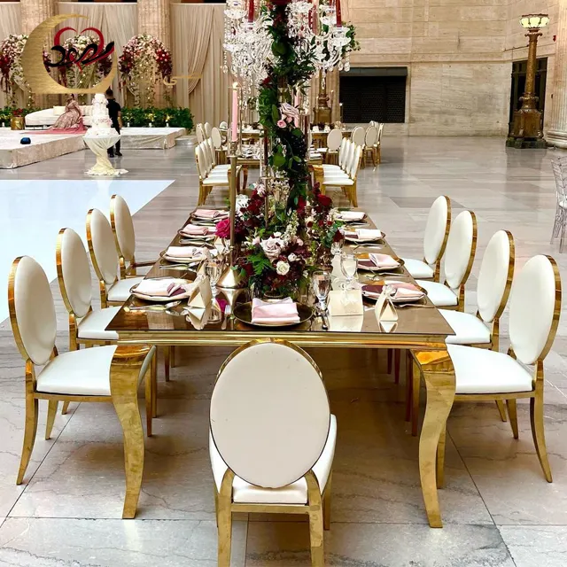 طاولة لتناول الطعام, طاولة طعام زجاجية بأرجل منحنية وبلون ذهبي مناسبة لديكور غرف الطعام والزفاف
