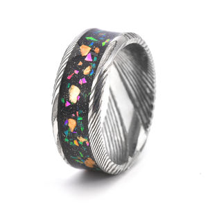 Bague en acier damas 8 mm à vente chaude, plaquée <span class=keywords><strong>noire</strong></span>, incrustation d'<span class=keywords><strong>opale</strong></span> galactique, bijoux, mariage, fiançailles, anniversaires, bague de couple, cadeau - Product Image 1