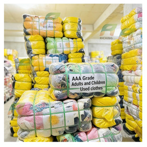 Vêtements d'<span class=keywords><strong>occasion</strong></span> pour enfants en balles, vente en gros, vêtements usagés mixtes pour enfants, lots en vrac, <span class=keywords><strong>pas</strong></span> <span class=keywords><strong>cher</strong></span>, balle de friperie 1er choix enfant, palettes - Product Image 1