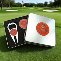 Vente en gros de Chine : Ensemble cadeau de golf avec marqueur de balle à logo personnalisé, outil de réparation de divots et jeton de golf moderne de nouveau type, directement de l'usine