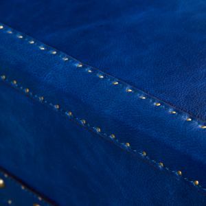 Cuero de vaca de estilo industrial para aparador de Aviador Almacenamiento de madera Gabinete de vino Metal Aluminio Cofres de cuero Baúles para muebles para el hogar - Product Image 3