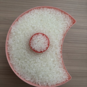 เม็ดพลาสติก LLDPE เกรดฟิล์ม โพลีเอทิลีนความหนาแน่นต่ำแบบเชิงเส้นชนิดเม็ด - Product Image 1