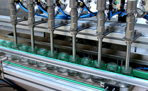 Suministro directo de fábrica Línea automática de producción de máquina de llenado y tapado de bebidas - Product Image 5