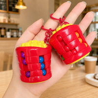 Porte-clés rotatif puzzle Fun Burger Fries, pendentif de poche décompressant, porte-clés créatif pour machine à attraper les objets