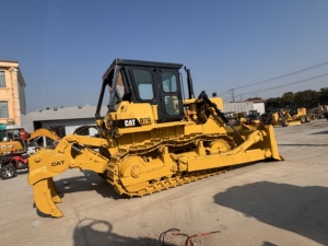 รถดันดิน CAT D7G อเนกประสงค์ พร้อมใบมีดและปั๊มอเนกประสงค์ สำหรับงานปรับระดับ/งานเติมดิน/งานขุดร่องในงานก่อสร้าง - Product Image 6