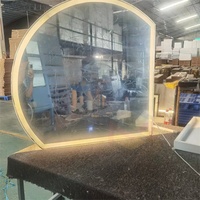Miroir de salle de bain LED avec lumière et ventilateur, design irrégulier, 1/4 de cercle, sans cadre, miroir LED intelligent