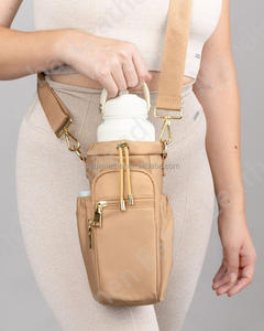 حقيبة حاملة لزجاجات المياه عالية الجودة مخصصة حقيبة نايلون متقاطعة مع الجسم حقيبة زجاجة ماء خفيفة الوزن مع حزام كتف للخارج - Product Image 1