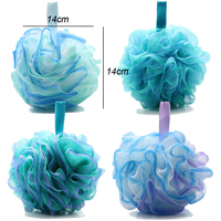 Éponge de bain et de douche en plastique longue Gmagic Spa, 4 paquets de 60 g chacun, brosse exfoliante en maille écologique, boule d'éponge, 4 couleurs
