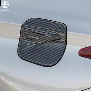 Tapa de tanque de combustible de fibra de carbono, pegatina de cubierta embellecedora para Toyota Corolla Cross 2021 - Product Image 3