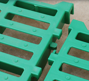 Pavimento in Plastica a Doghe per Allevamento di Suini Pavimento in Plastica per Capre e Maiali - Product Image 2