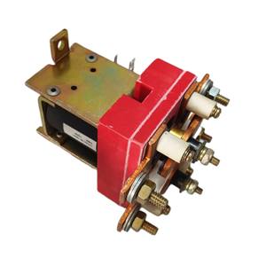 Contactor para Montacargas Eléctrico Doosan B15S B18S 200A Trifásico CA Montaje en Panel DQ0001118 - Product Image 1