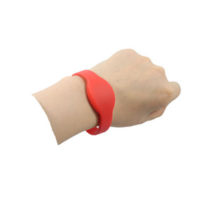 Braccialetto in Silicone Impermeabile NFC RFID 13.56Mhz, Mini Tag per Controllo Accessi, Eventi, Festival e Attività Commerciali - Product Image 2