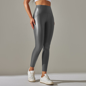 Pantalon en <span class=keywords><strong>cuir</strong></span> PU noir brillant taille haute pour femme <span class=keywords><strong>Legging</strong></span> en similicuir à coutures d'usine - Product Image 5