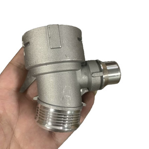 Connecteur de Tuyau de Radiateur en Aluminium BMW Série 5 B48 17128602870 Pièce de Mise à Niveau Argent - Product Image 2