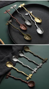 Vente en gros de cuillères à thé et à café décoratives en cristal multicolores SYH1414 pour les fêtes - Product Image 6